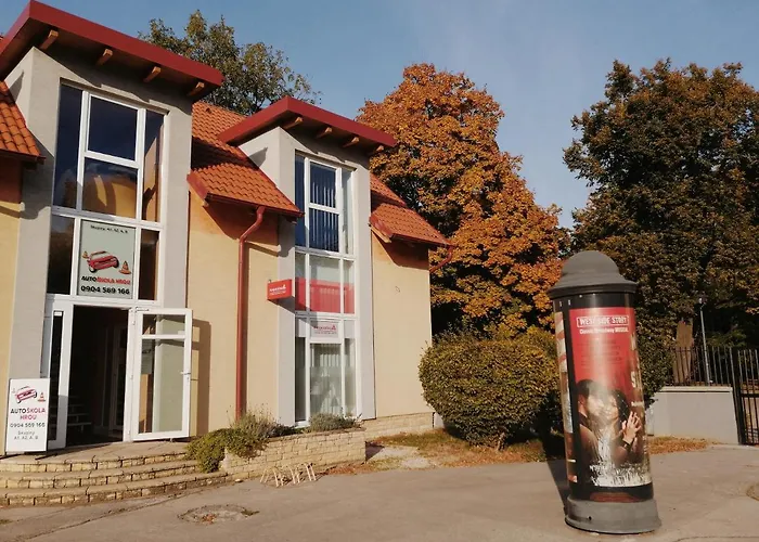 Pri Parku Apartamento Sered'