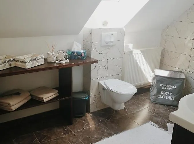 Pri Parku Apartamento Sered'