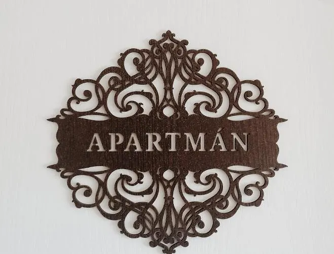 Apartamento Pri Parku Sered'